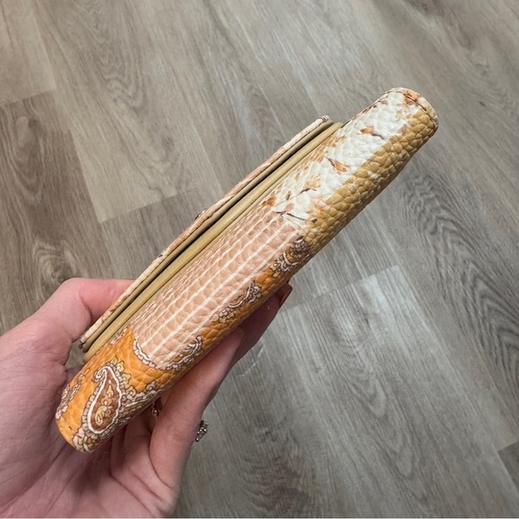 Floral Patchwork Spring Paisley Wallet Women's Neutral - Picture 2 of 11